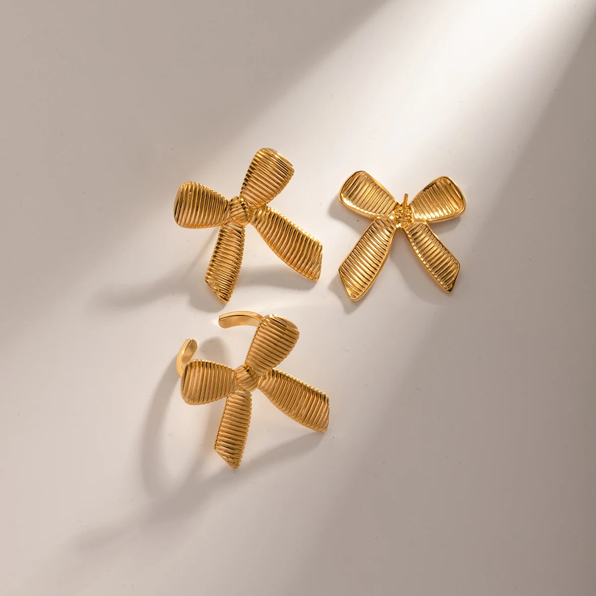 Bow Joy // Earrings -Ring